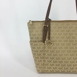 Michael Kors Jet Set East West Zip Tote Logo Camel